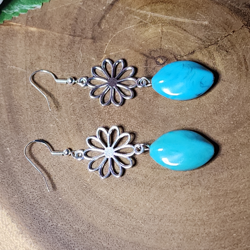 Hand Crafted Faux Turquoise and Silver Toned Floral Earrings - Picture 8 of 9